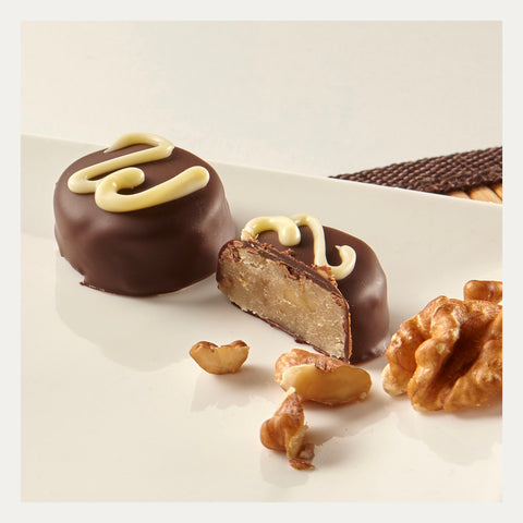 Walnuss-Marzipan Pralinen – 8 Stück – 100 g - Made in Bremen - Nick van Heyningen - Pralinen