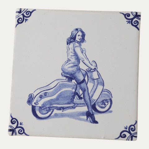 Fliese Lambretta –  Kunst auf handgemachter Keramik