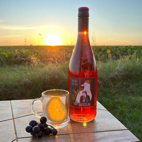 NORGIN Glühgin – Rosé Glühwein mit Gin – 1000 ml - Made in Bremen - NORGIN - Glühwein